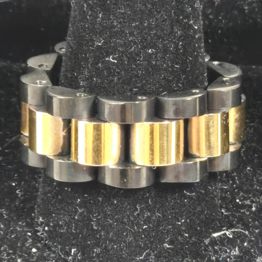 The X Roller - Black & Gold Plated Stainless Steel Watch Link Ring 9mm